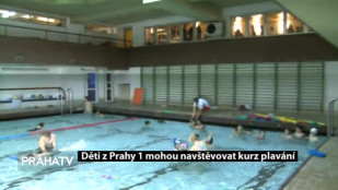 Děti z Prahy 1 mohou navštěvovat kurz plavání