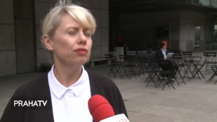  Nové stolky a židle v ulicích metropole