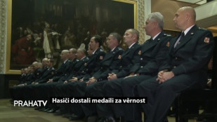 Hasiči dostali medaili za věrnost
