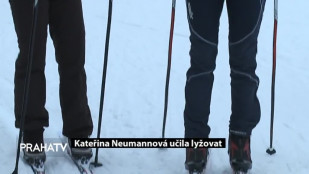 Kateřina Neumannová učila lyžovat