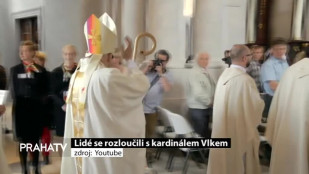 Lidé se rozloučili s kardinálem Vlkem