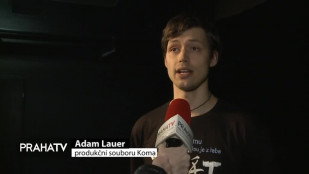 V divadle Kámen se hrají Petrolejové lampy