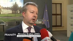 Na tahu jsou politici