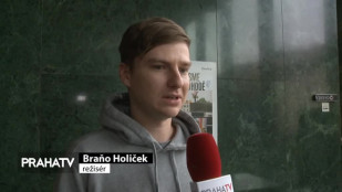 Divadelní hra ukazuje bizarní životní příběhy