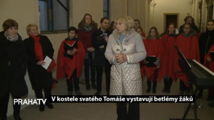 V kostele svatého Tomáše vystavují betlémy žáků