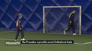 Na Proseku vyrostla nová fotbalová hala