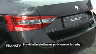 Pro dálniční službu má policie nové Superby