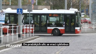 Do pražských ulic se vrací cyklobus