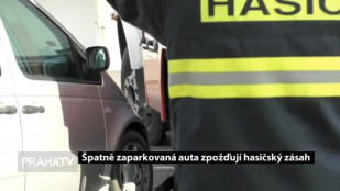 Špatně zaparkovaná auta zpožďují hasičský zásah 