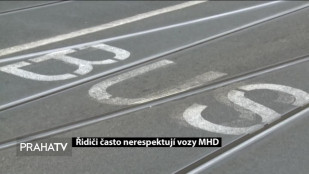 Řidiči často nerespektují vozy MHD