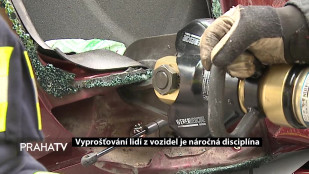 Vyprošťování lidí z vozidel je náročná disciplína