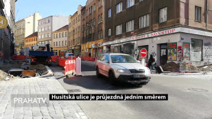 Husitská ulice je průjezdná jedním směrem