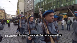 Centrem Prahy prošel Průvod pro republiku 