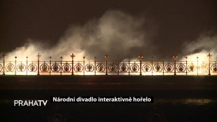 Národní divadlo interaktivně hořelo