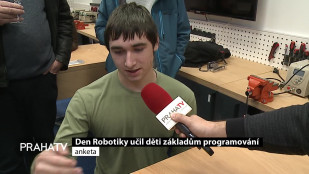 Den robotiky učil děti základům programování