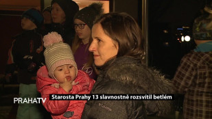 Starosta Prahy 13 slavnostně rozsvítil betlém