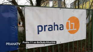 Praha 11 se dočkala kluziště