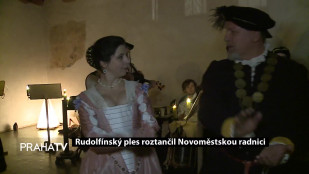 Rudolfínský ples roztančil Novoměstskou radnici