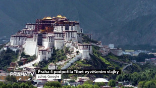 Praha 4 podpořila Tibet vyvěšením vlajky