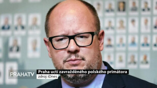 Praha uctí zavražděného polského primátora