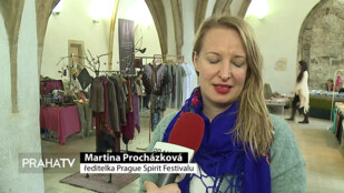 Novoměstská radnice hostila festival jógy