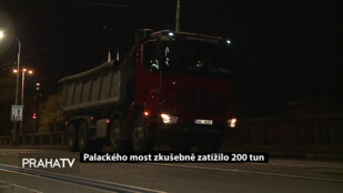 Palackého most zkušebně zatížilo 200 tun