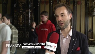 Studenti Erasmu se loučili na pražské radnici