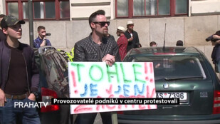 Provozovatelé podniků v centru protestovali