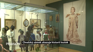 Chvalský zámek ukazuje historii loutek