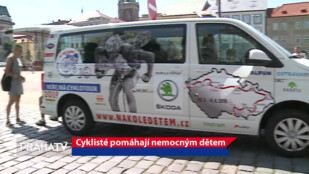 Cyklisté pomáhají nemocným dětem