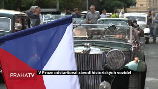 V Praze odstartoval závod historických vozidel