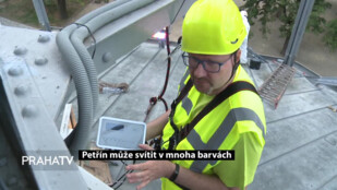 Petřín může svítit v mnoha barvách