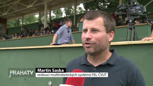 Vědci ukázali roj autonomních dronů