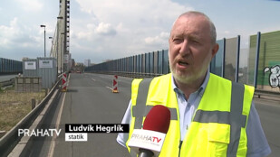 Lanový most znovu uzavřely zatěžovací zkoušky