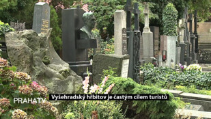 Vyšehradský hřbitov je častým cílem turistů