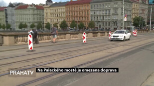 Na Palackého mostě je omezena doprava