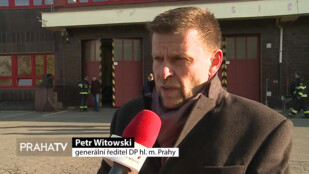 Hasiči DPP si převzali novou techniku