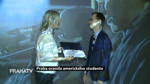 Praha ocenila amerického studenta