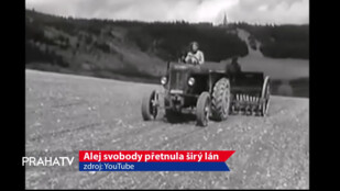 Alej svobody přetnula širý lán