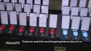 Český červený kříž ocenil bezpříspěvkové dárce krve