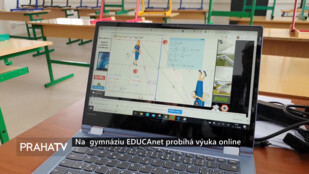 Na  gymnáziu EDUCAnet probíhá výuka online