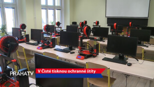 V Čisté tisknou ochranné štíty