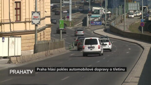 Praha hlásí pokles automobilové dopravy o třetinu