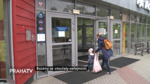 Bazény se otevřely veřejnosti