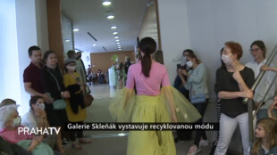 Galerie Skleňák vystavuje recyklovanou módu