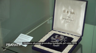 Výstava ukazuje proměnu symbolů od roku 1918