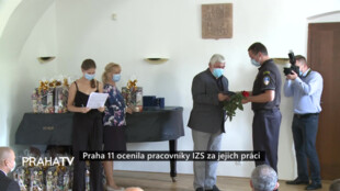 Praha 11 ocenila pracovníky IZS za jejich práci