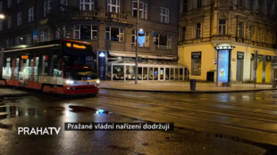 Pražané vládní nařízení dodržují