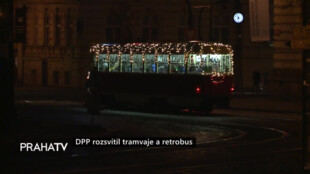 DPP rozsvítil tramvaje a retrobus