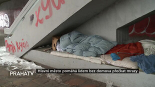 Hlavní město pomáhá lidem bez domova přečkat mrazy